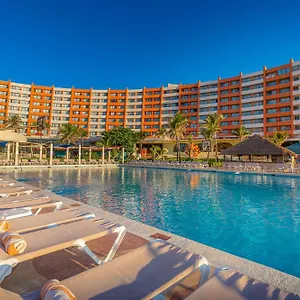 Курортный комплекс Crown Paradise Club -, Канкун